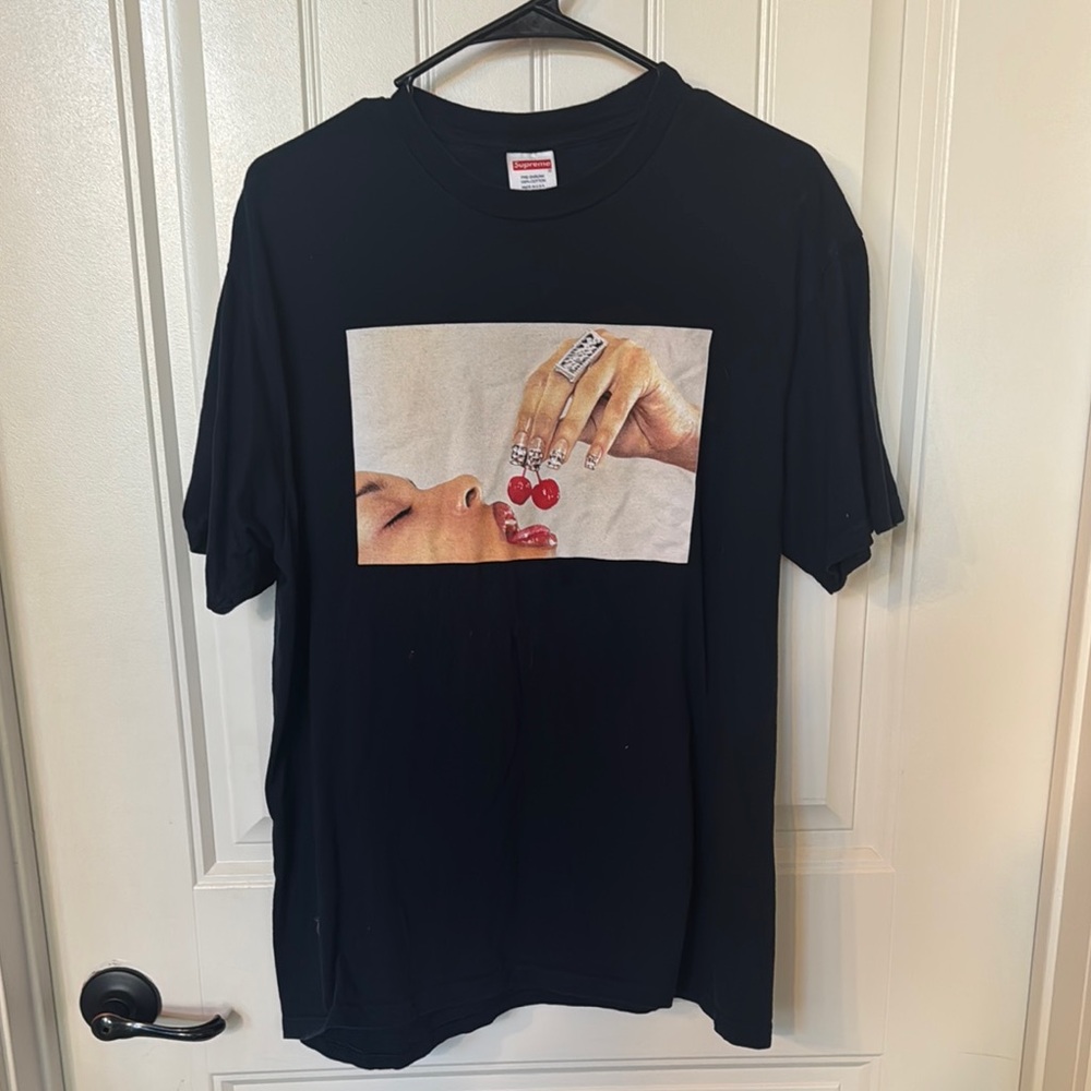 Supreme Cherry Black (S/S 2020)
